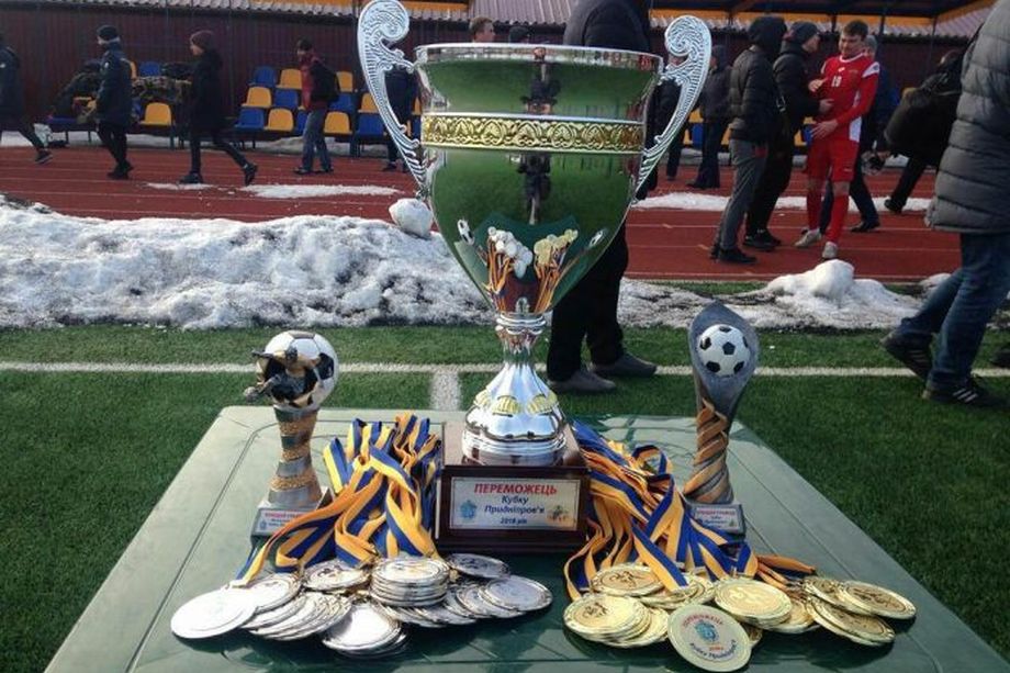Кубок Приднепровья, в течение 6 лет проводился под эгидой Днепропетровской федерации футбола
