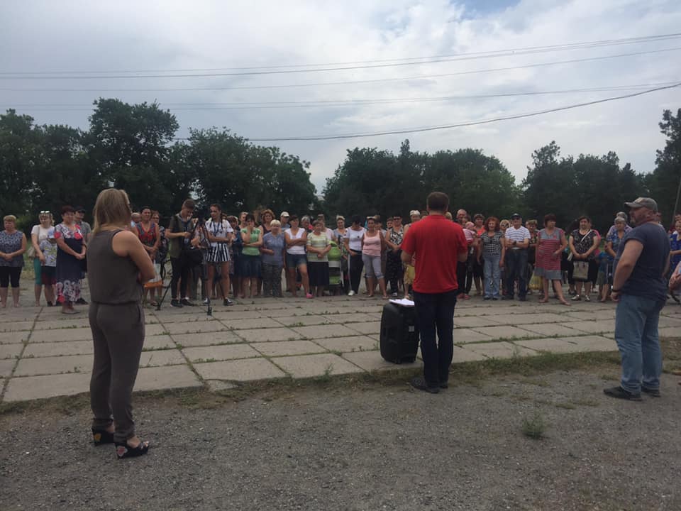 Жители Новополья хотят убрать главу-казнокрада и провести нормальный водопровод 