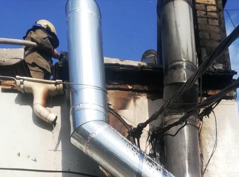Спасатели ликвидировали возгорание на кухне популярного  кафе в Кривом Роге 