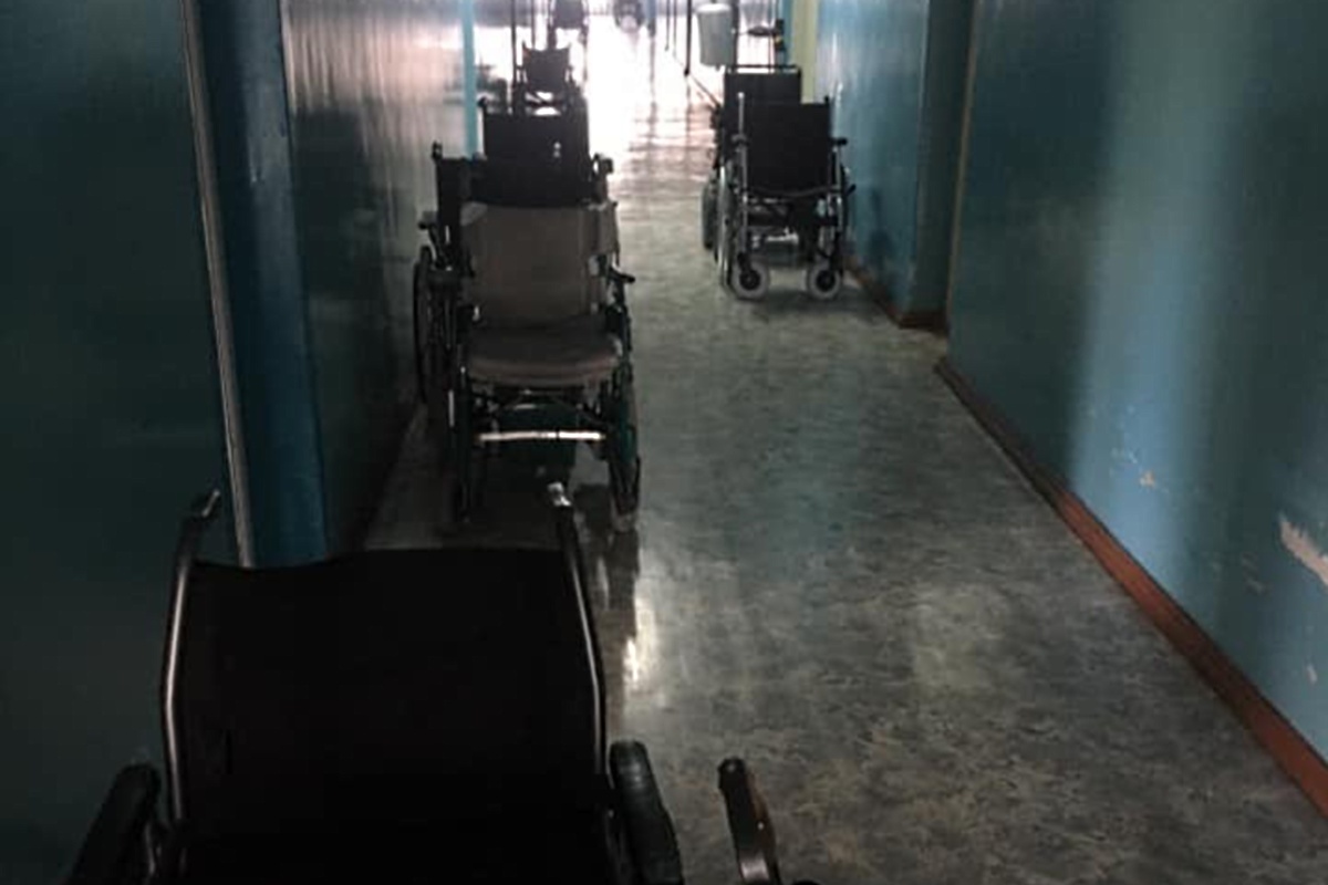 Около половины обитателей Дома Милосердия инвалиды-колясочники.