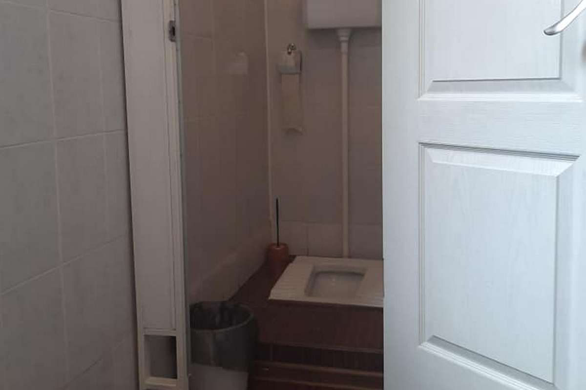 Туалетов для людей с ограниченными возможностями в ДК "Центральный" нет.