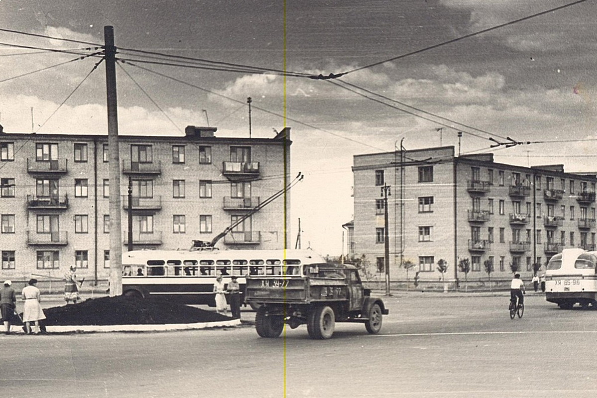 Площадь Горького в начале 60-х годов прошлого века.