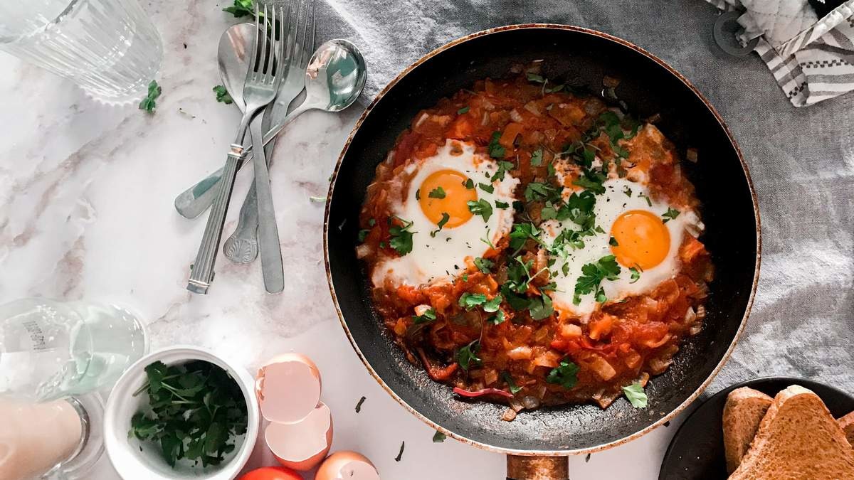 «Шакшука»: секреты приготовления идеального блюда из яиц | Название сайта