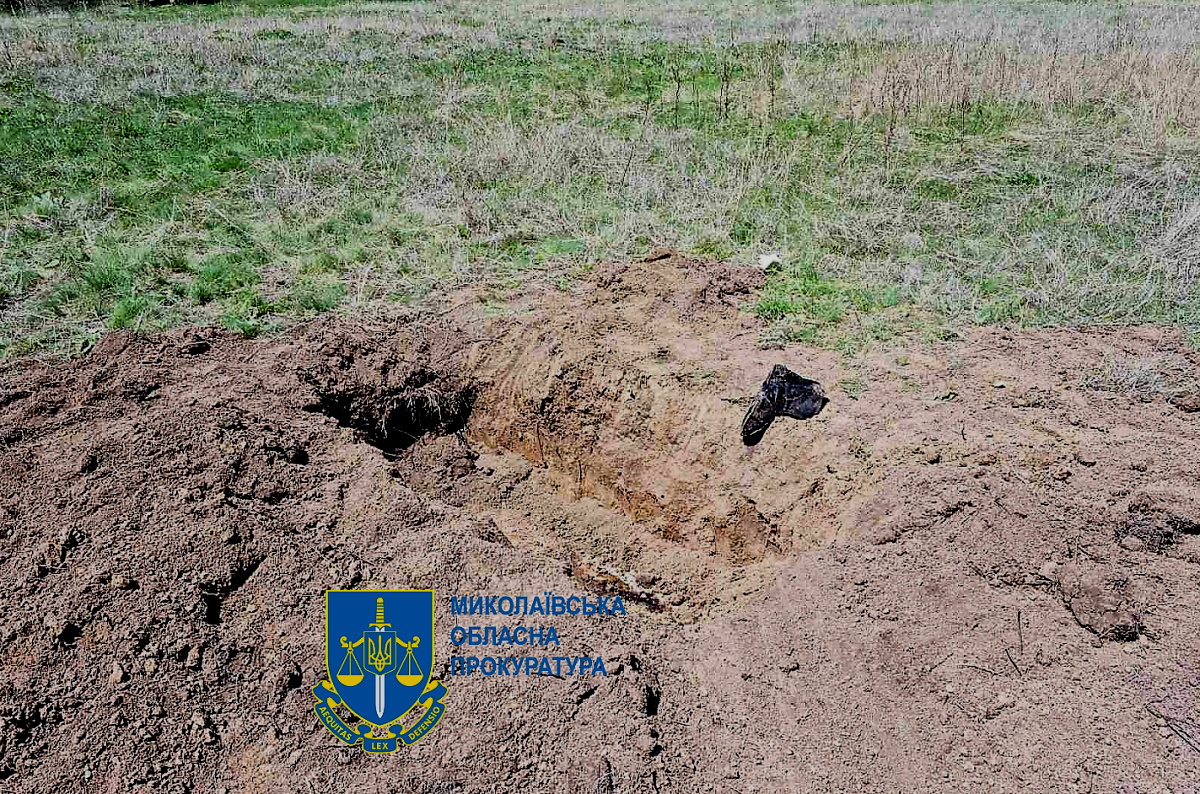 Около могилы мужчин найдены следы пребывания русских военных