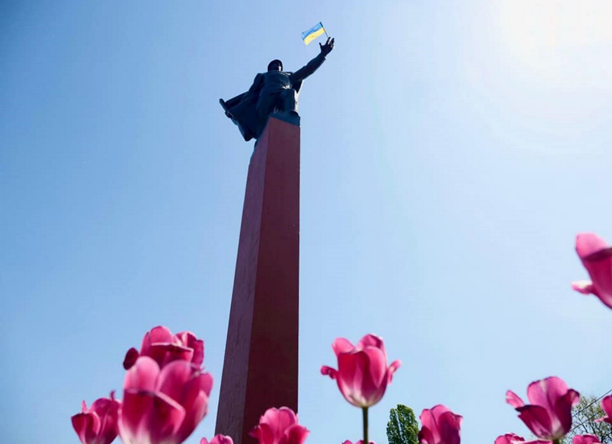 Монумент Победы на проспекте Мира.