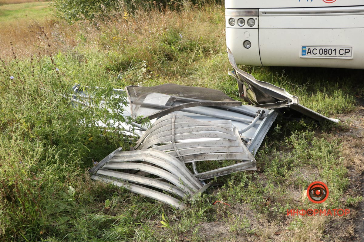 Автобус, що їхав з Польщі до Павлограда