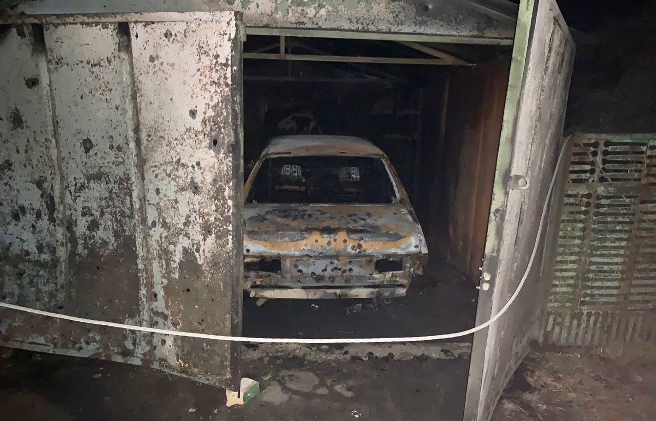 Були пошкоджені гаражі та автівки місцевих мешканців