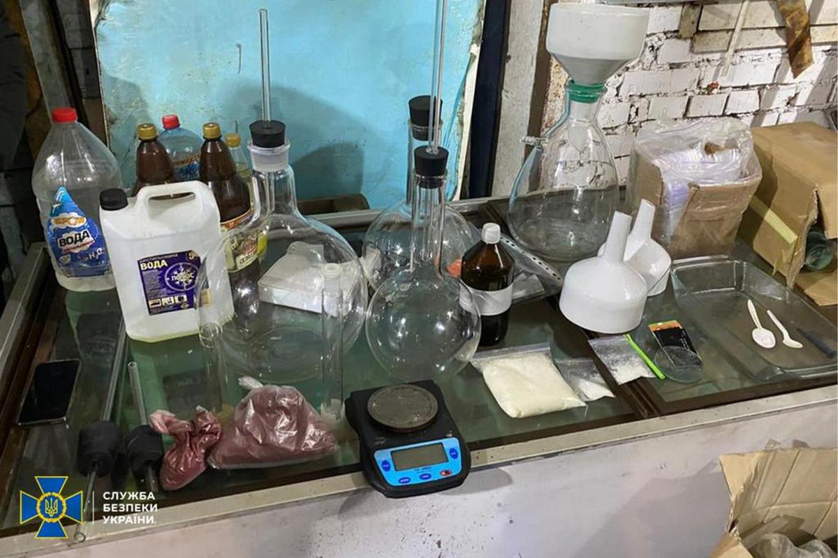 Лабораторія з виготовлення наркотиків