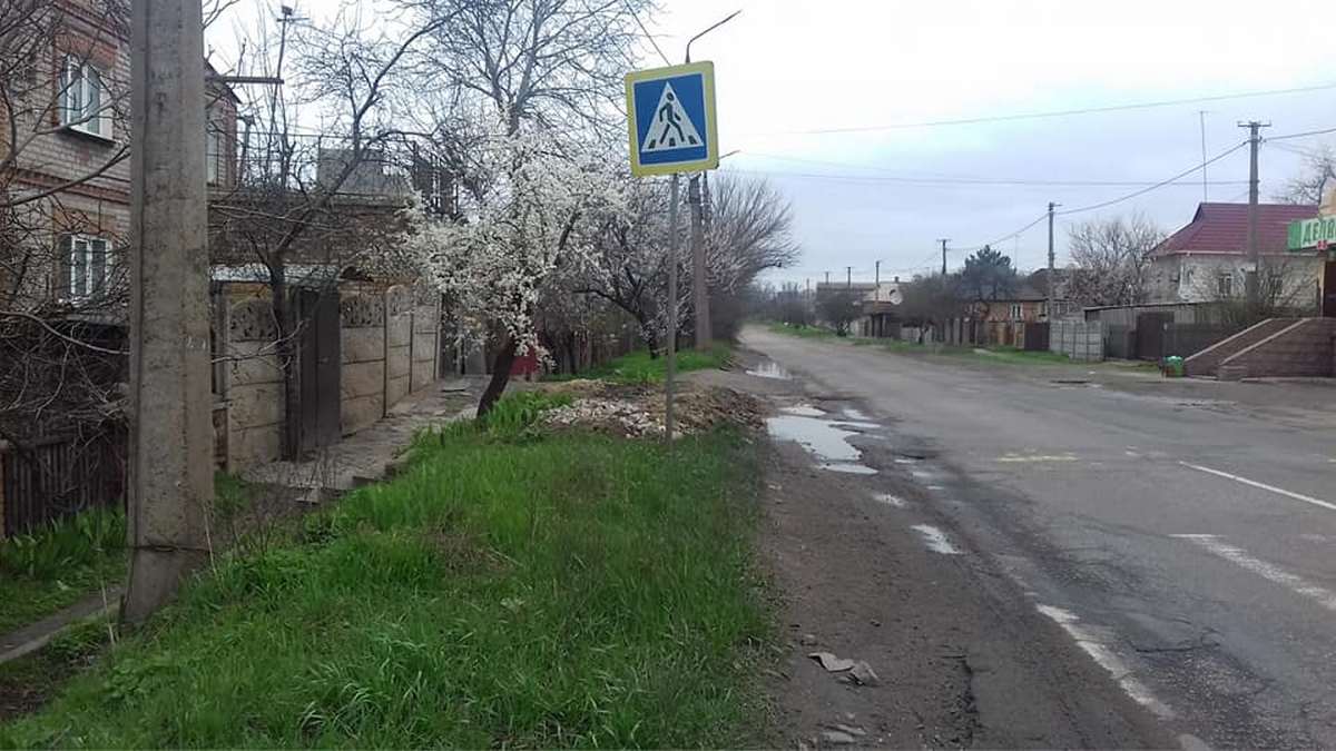 Зупинка перед пішохідним переходом, як це є зараз, заборонена правилами дорожнього руху.