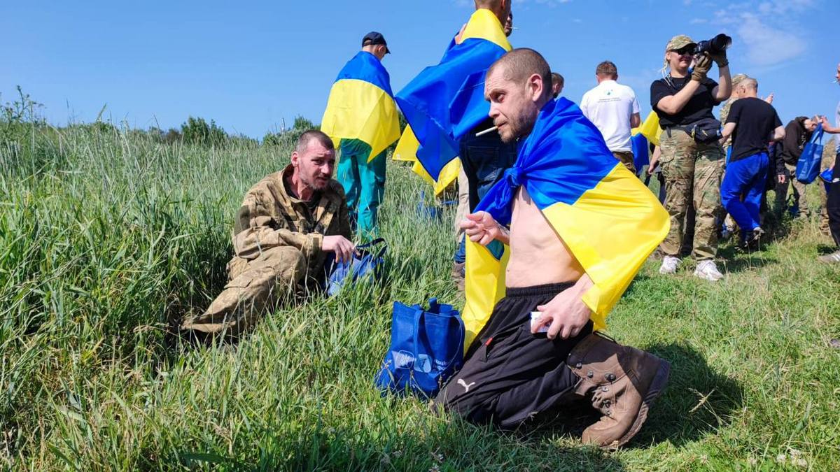 Додому повернулися 45 українських воїнів ЗСУ, Нацгвардії, ДПСУ та двох цивільних