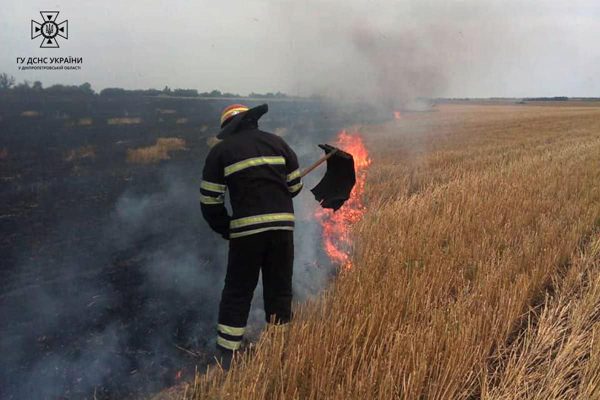 У Криворізькому районі сталося дві пожежі