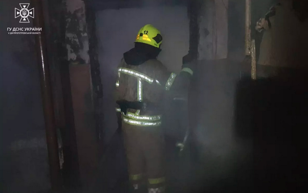 Пізно ввечері у Покровському районі Кривого Рогу сталася пожежа