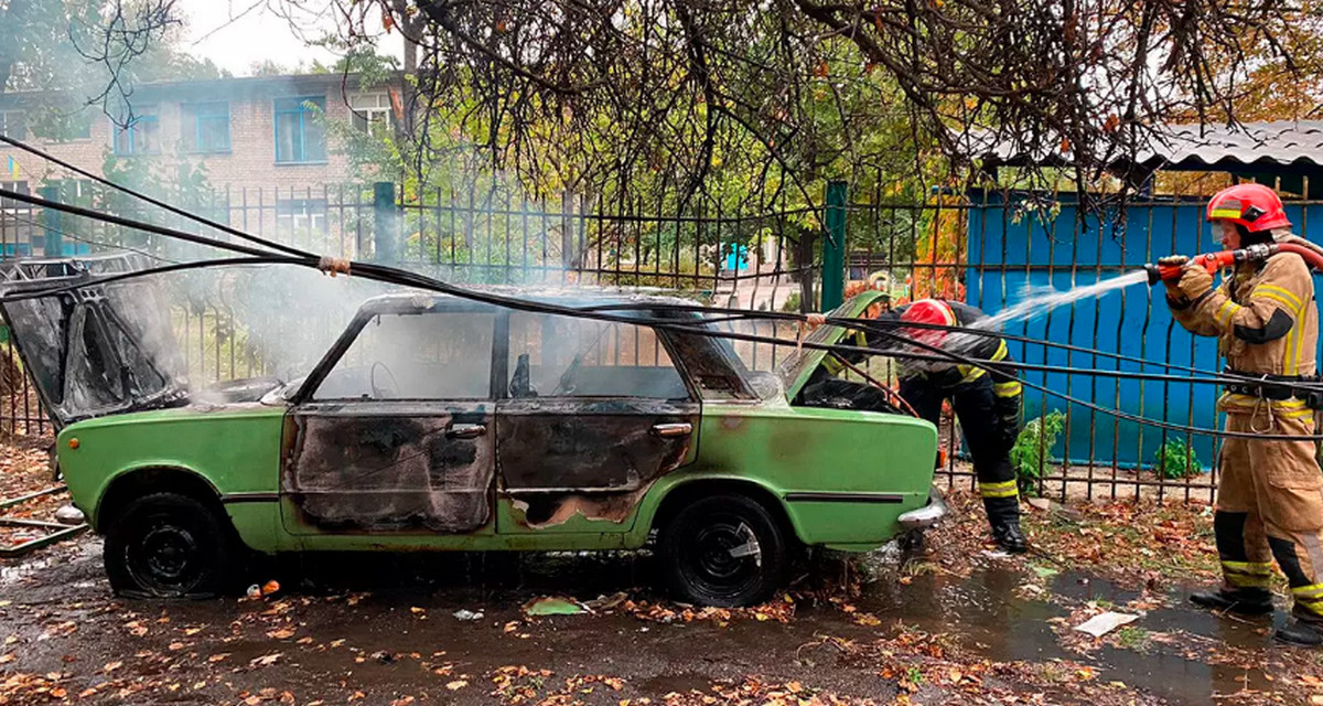 Горів легковик "ВАЗ"