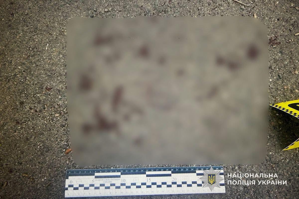 Під час обшуку за місцем його проживання поліцейські вилучили речові докази зі слідами біологічної рідини.