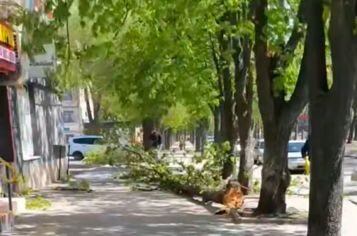 У Кривому Розі вирує буревій