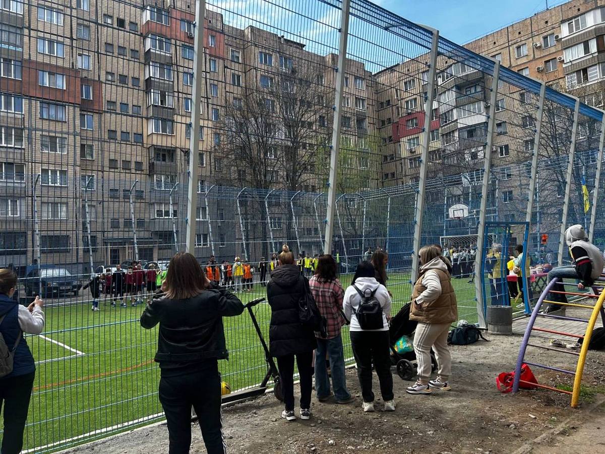 Мешканці району у захваті